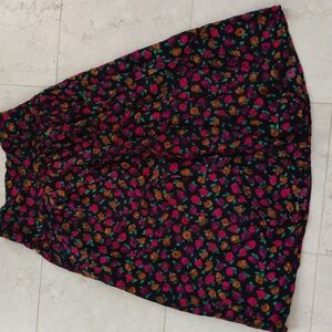 Vintage 90s Floral Black Skirt Kelly Fashion Small